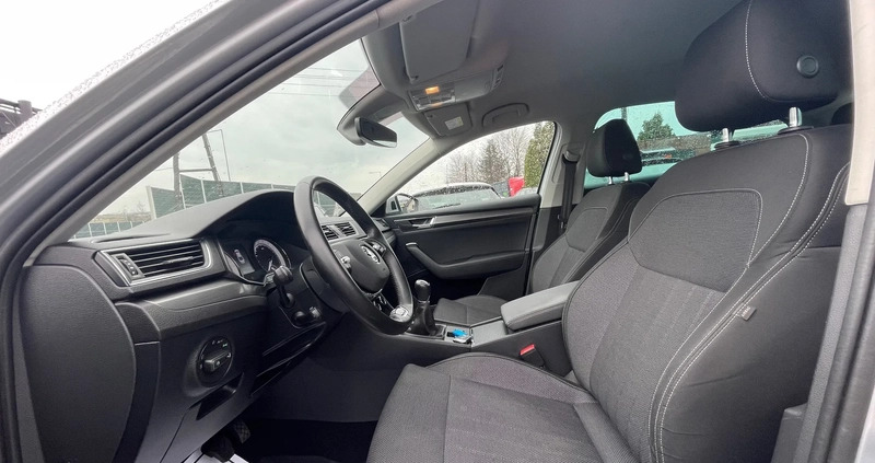Skoda Superb cena 84900 przebieg: 145000, rok produkcji 2021 z Zator małe 352